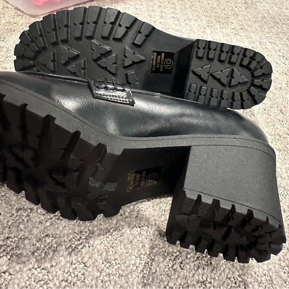 Platform Mary Janes Loafer Heels - Picture 3 of 8